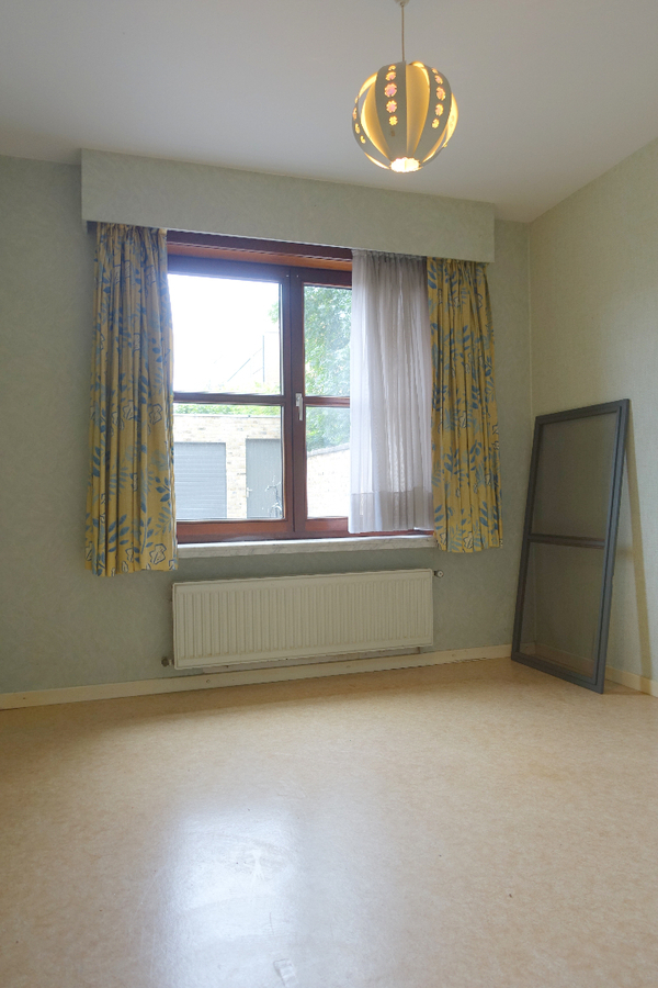 Gelijkvloersappartement met garagebox 