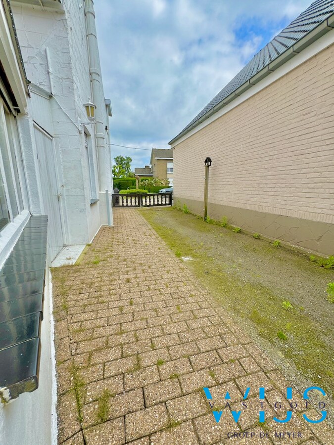 Te renoveren woning in centrum Ertvelde 