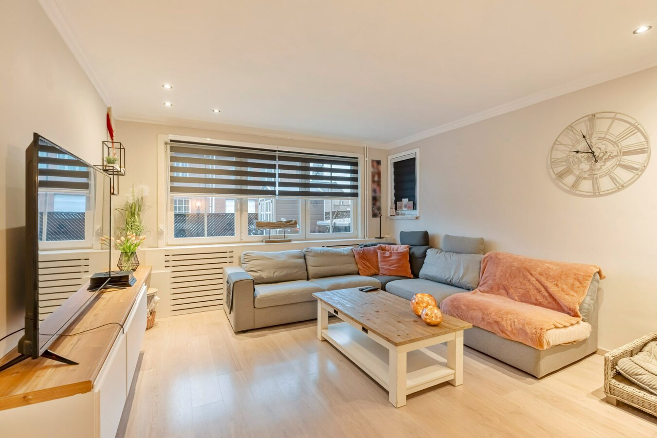 Ruime instapklare woning. 