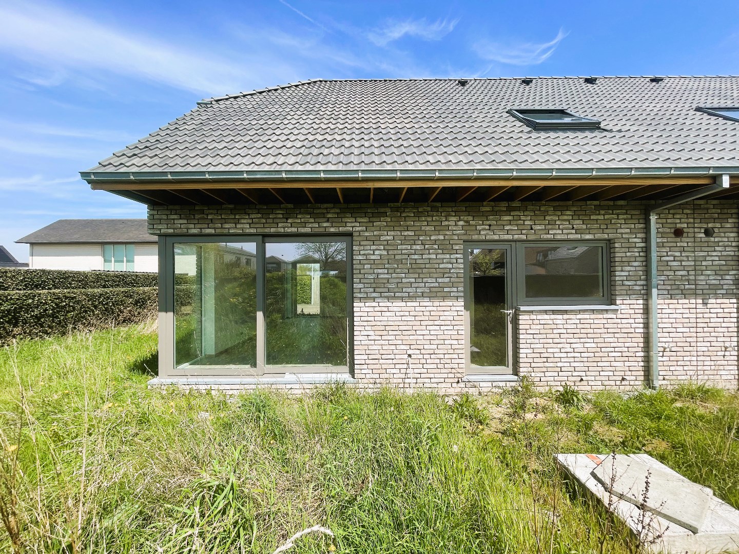 Ruime nieuwbouwwoning met garage en tuin op 288m² 