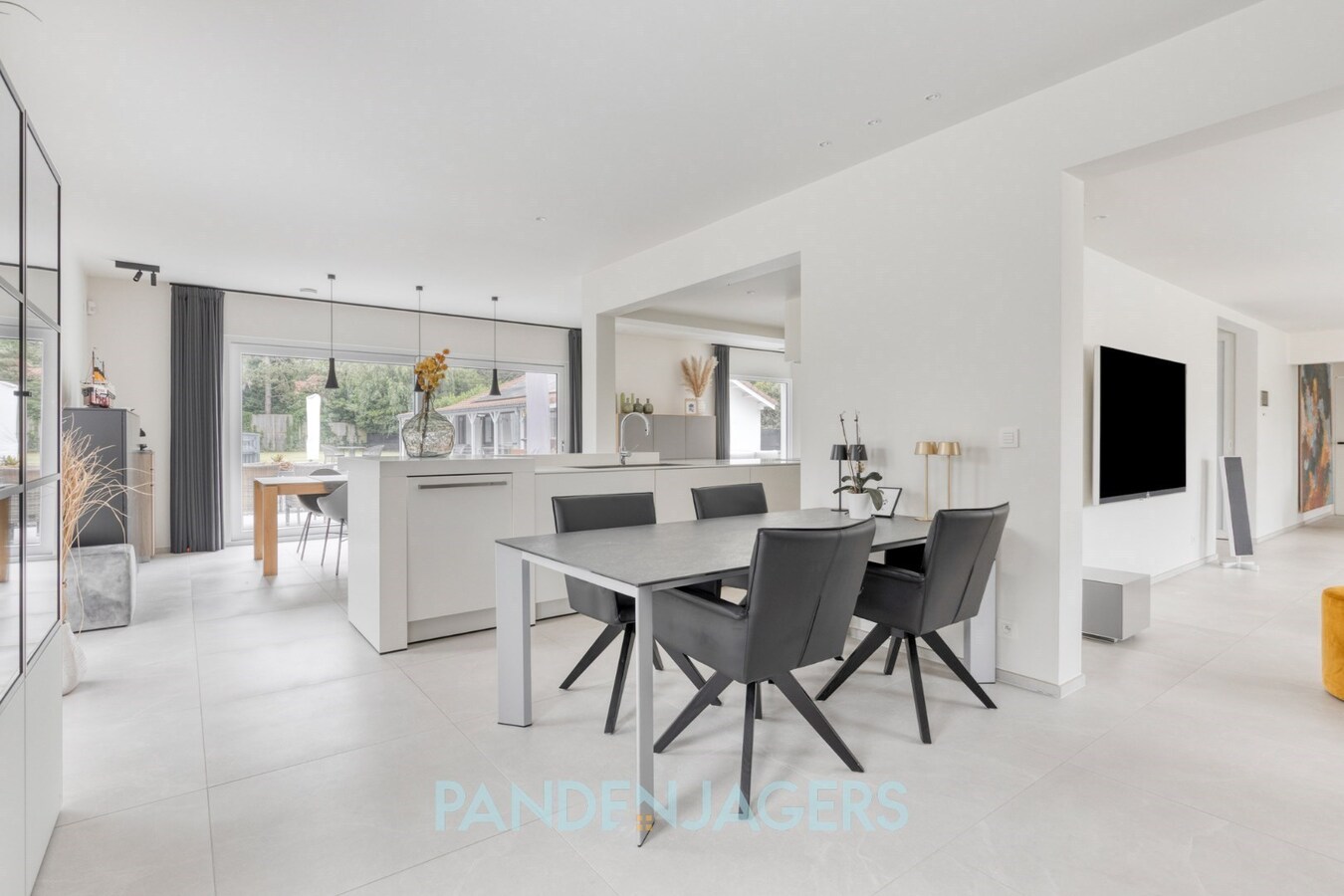 Riante villa met zwembad op de grens van Keerbergen en Putte 