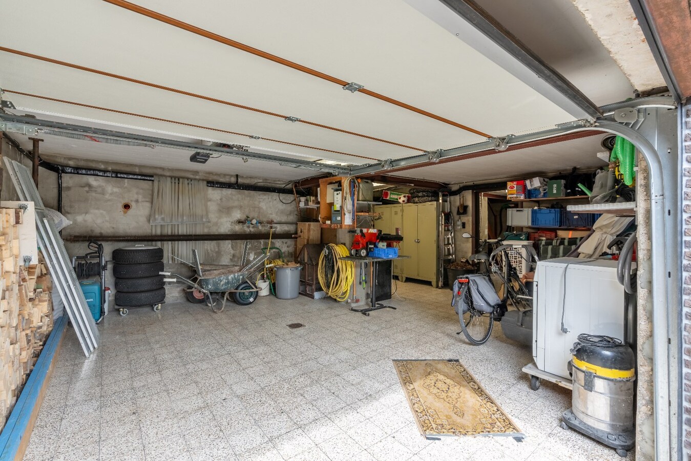 Ruime gelijkvloerse woning met 3 slaapkamers. 