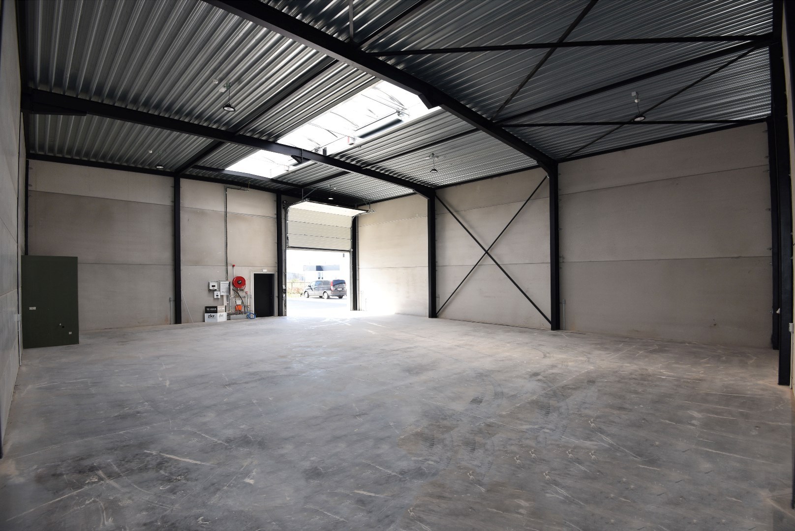 Goed gelegen nieuwbouw KMO-unit 267m² te Eeklo 
