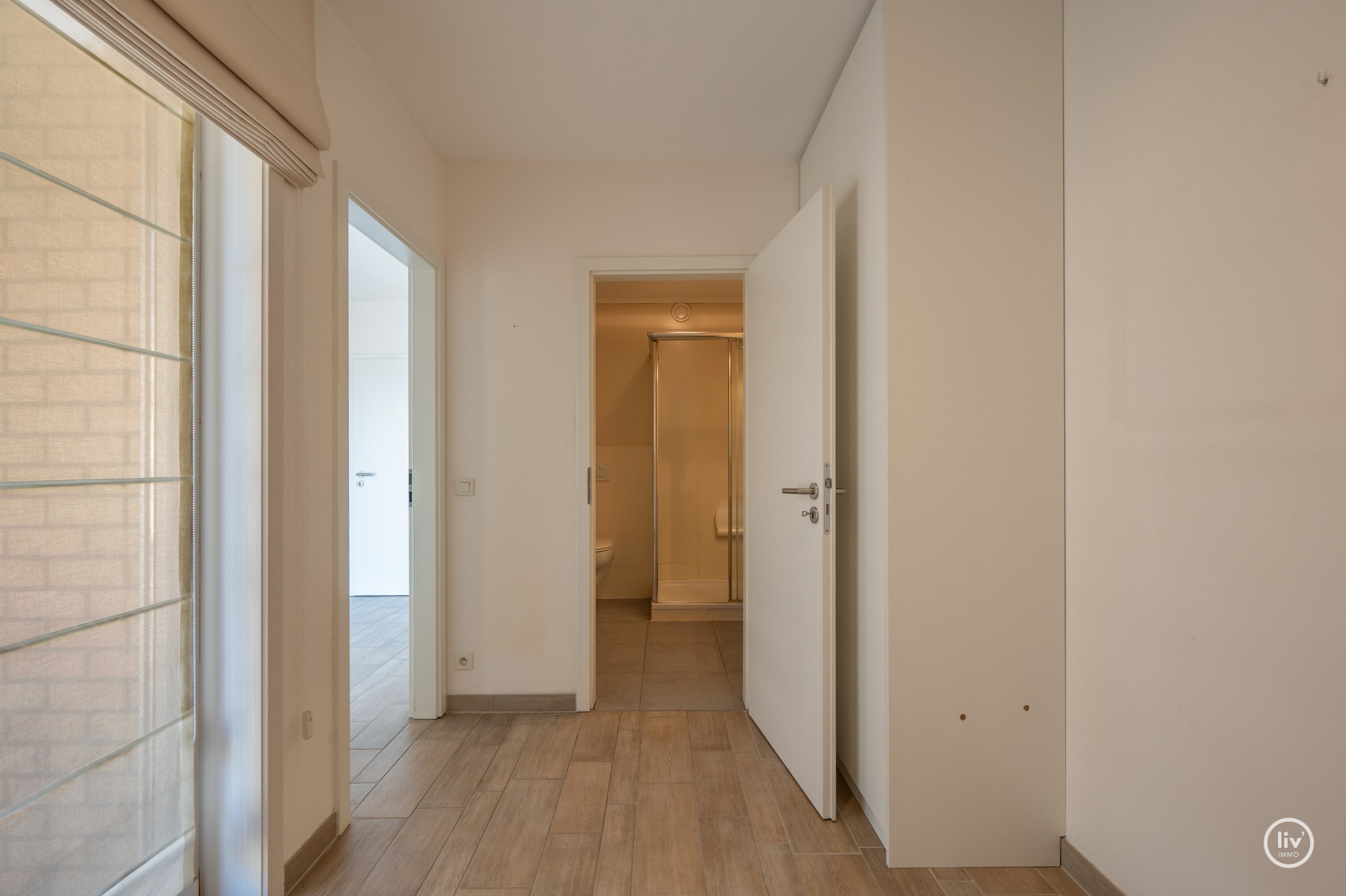 Instapklaar  2-slaapkamerappartement op een centrale ligging te Bayauxlaan in Knokke. 