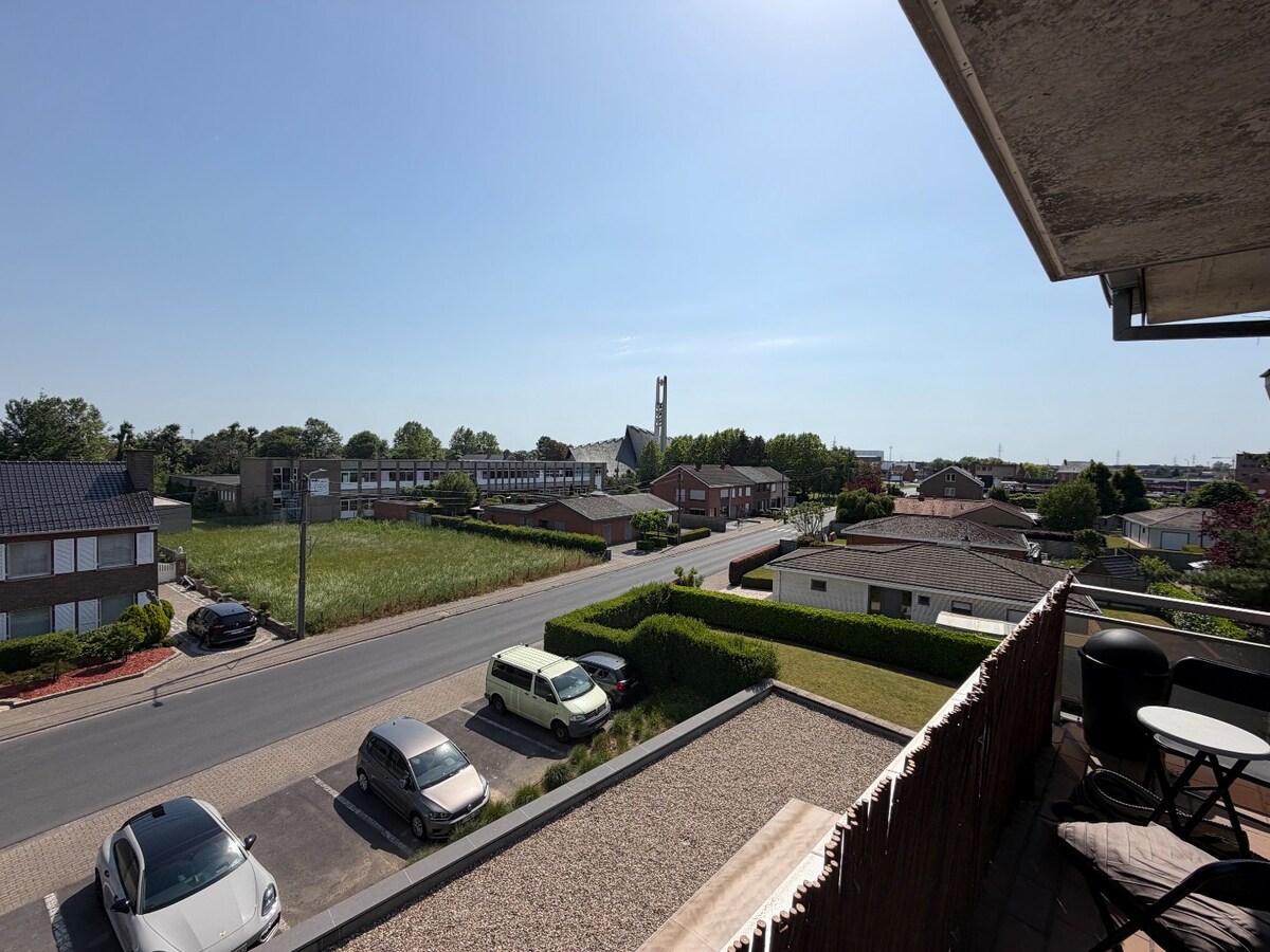 Lichtrijk instapklaar appartement EPC B  te Kuurne met 3 slaapkamers en autostaanplaats! 