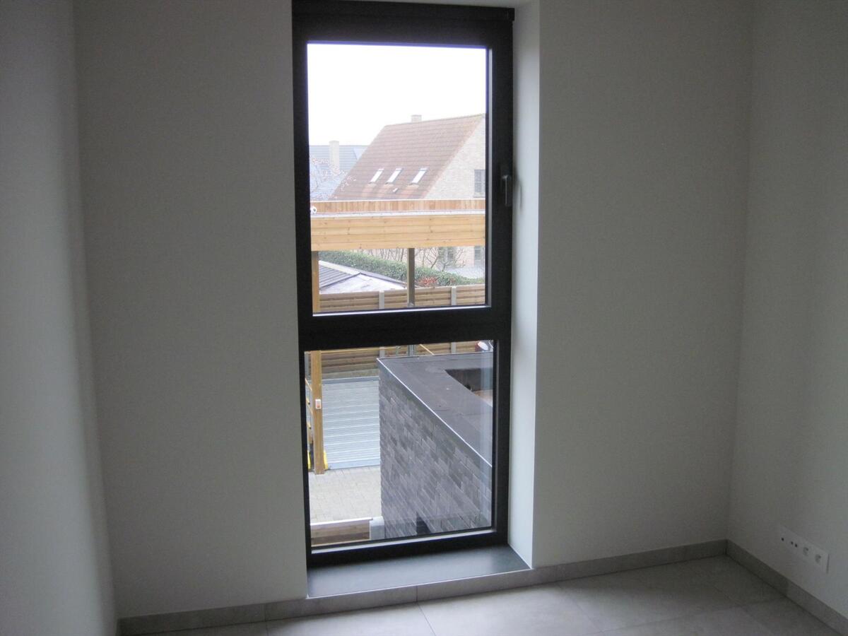 Nieuw appartement !    Kleine residentie met een sterke architectuur. 