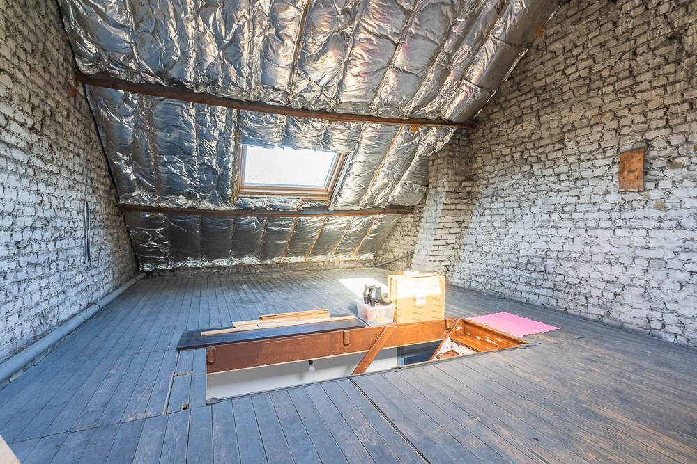 Maison saine avec jardin et garage 