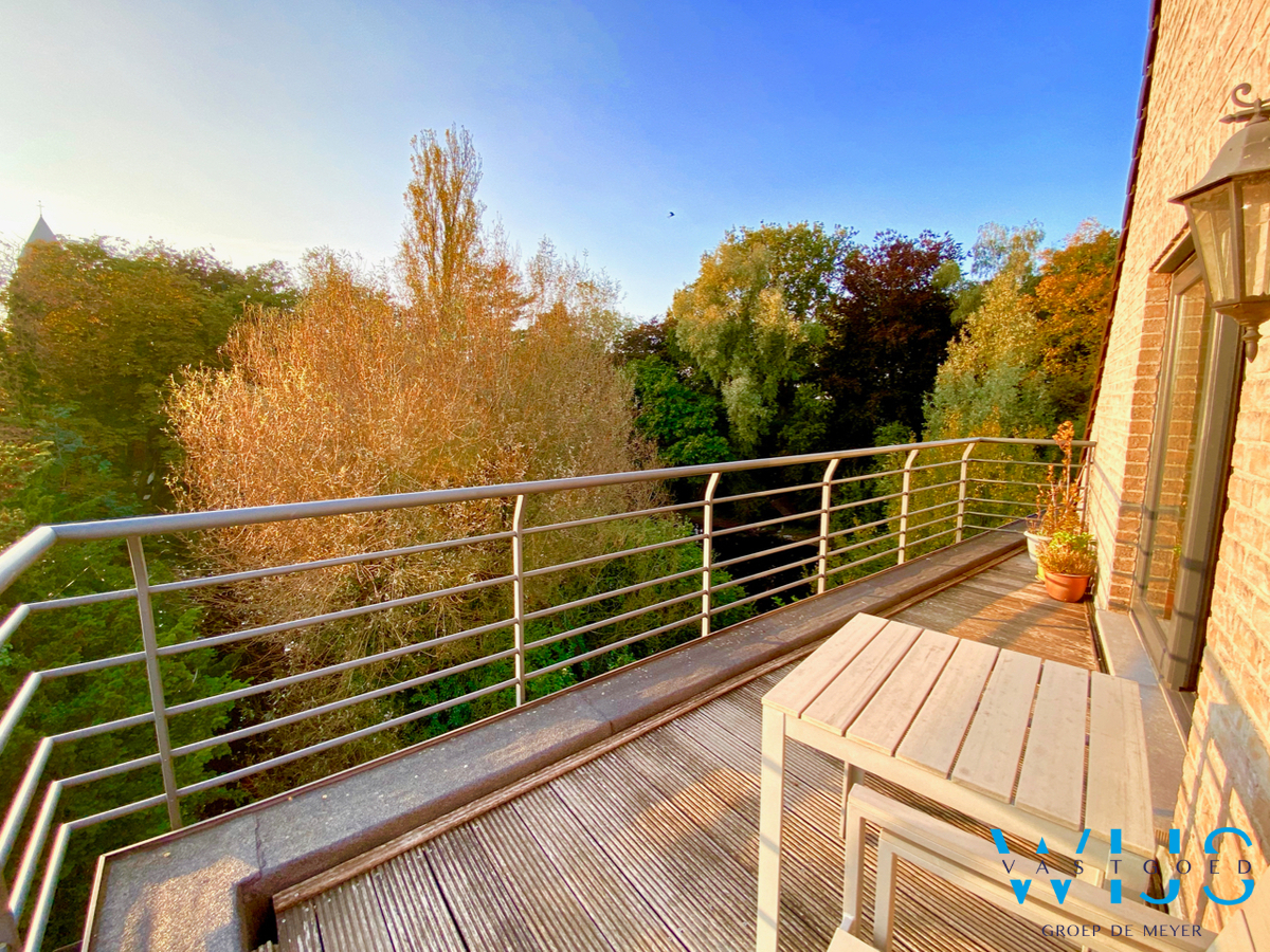 Gezellig 1 slaapkamer appartement met zonneterras &amp; garage ! 