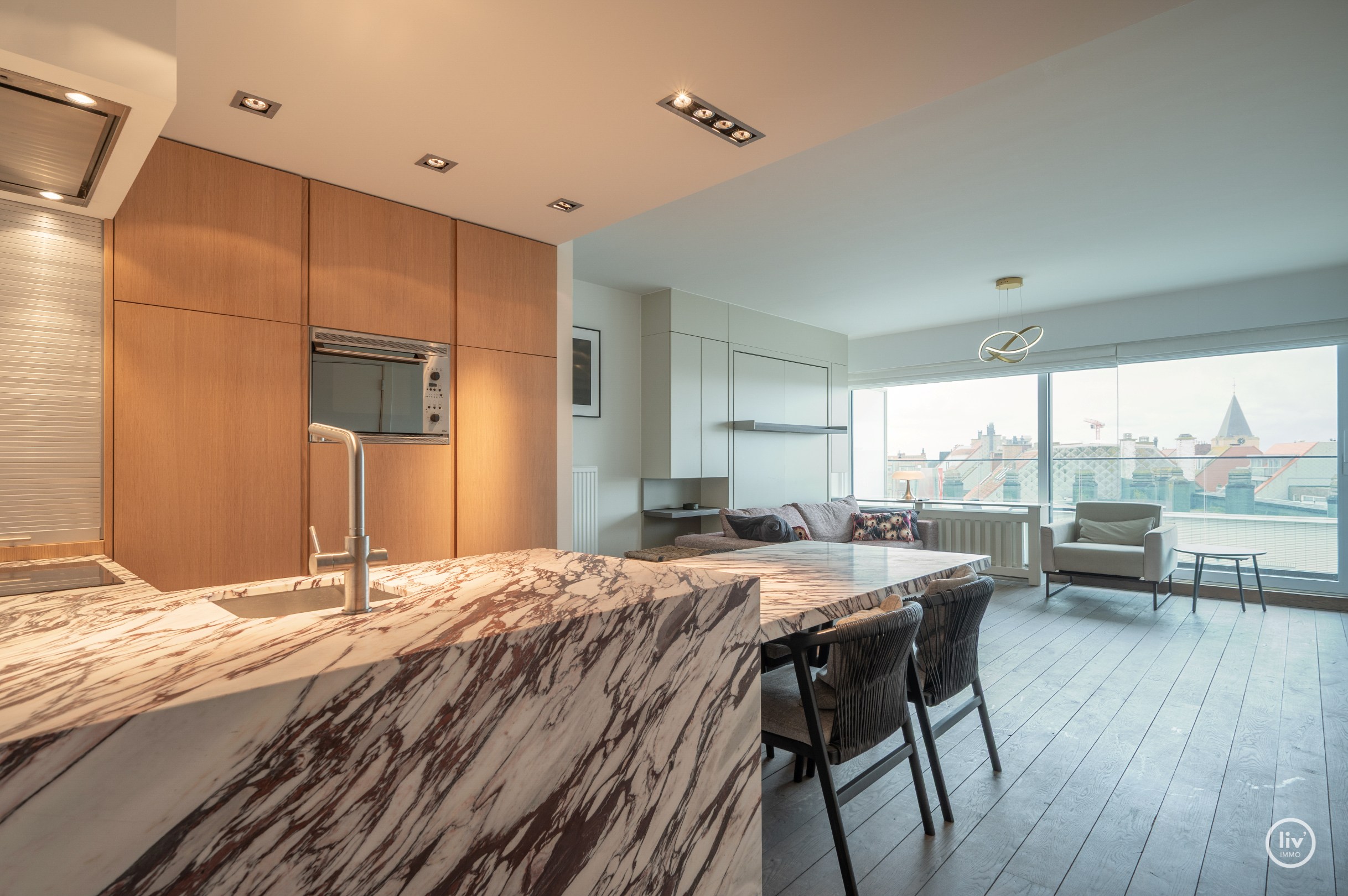 Gezellig 1 slaapkamerappartement mooi gerenoveerd op een topligging in de Kustlaan te Knokke. 