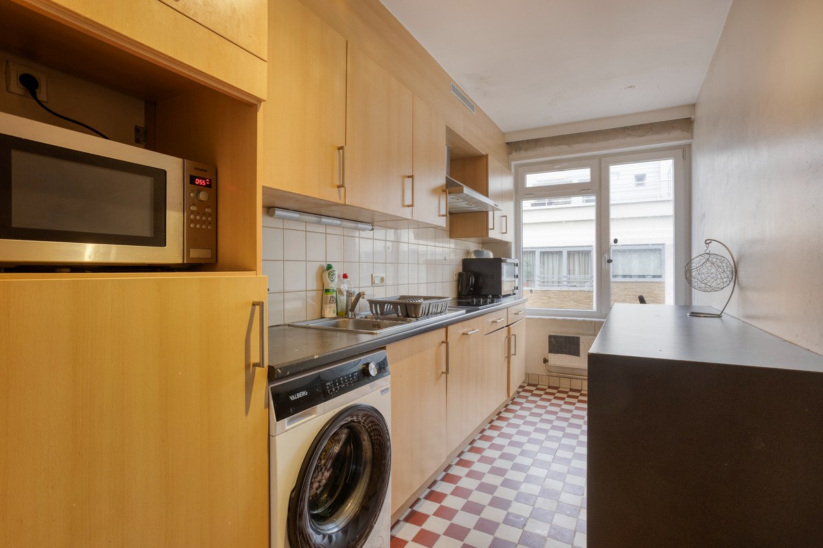 Appartement met 2 slaapkamers, terras, ondergrondse autostaanplaats en private kelderberging in Leuven! – EPC 125 kWh/m² - bewoonbare opp. 94 m² 