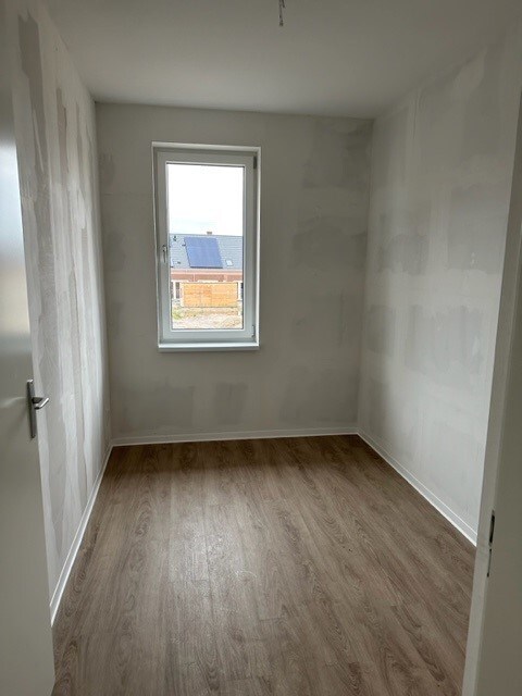 Nieuwbouwwoning te huur. 