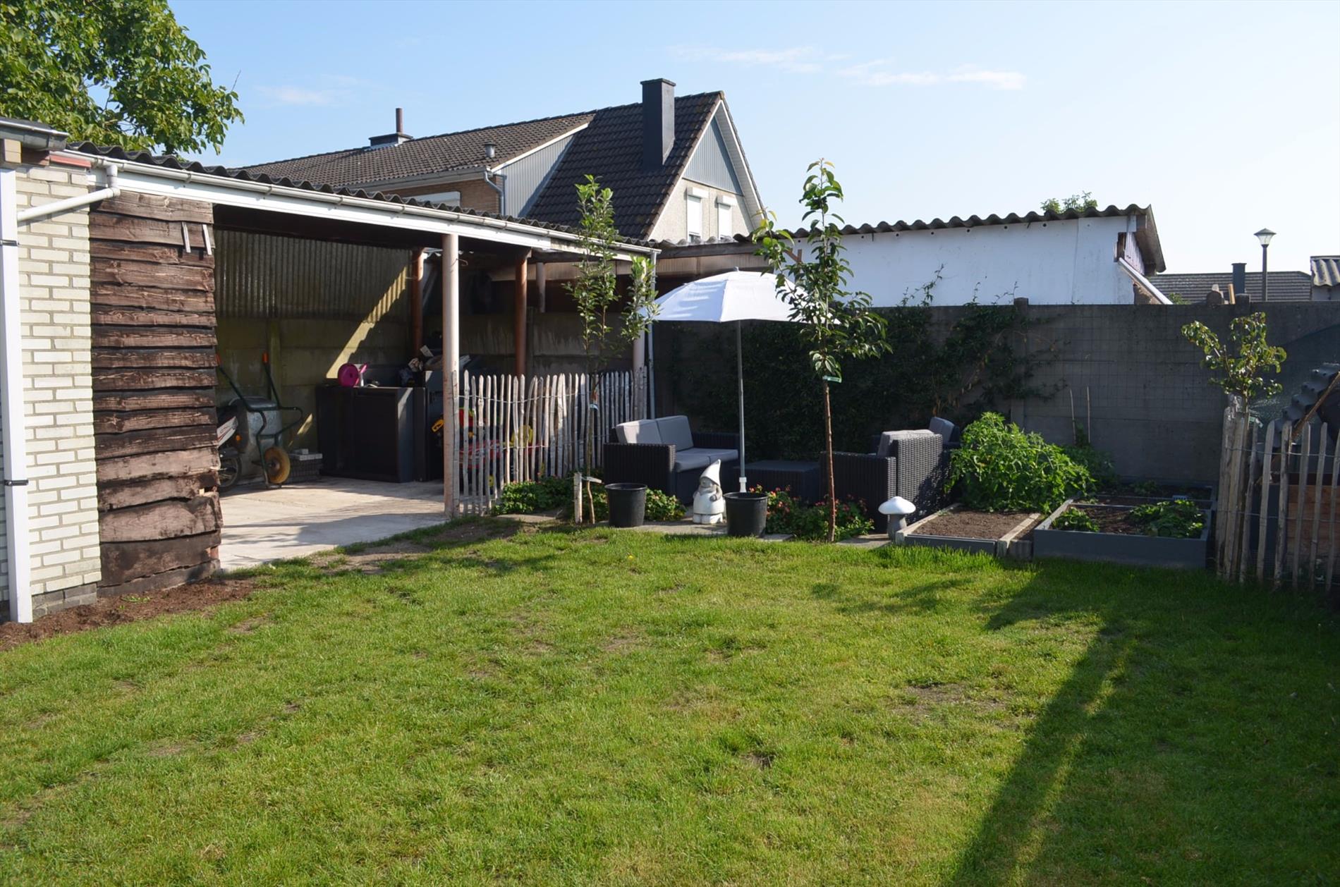 Gezinswoning 3 slpks, ruime garage, werkplaats en tuin te Maldegem 