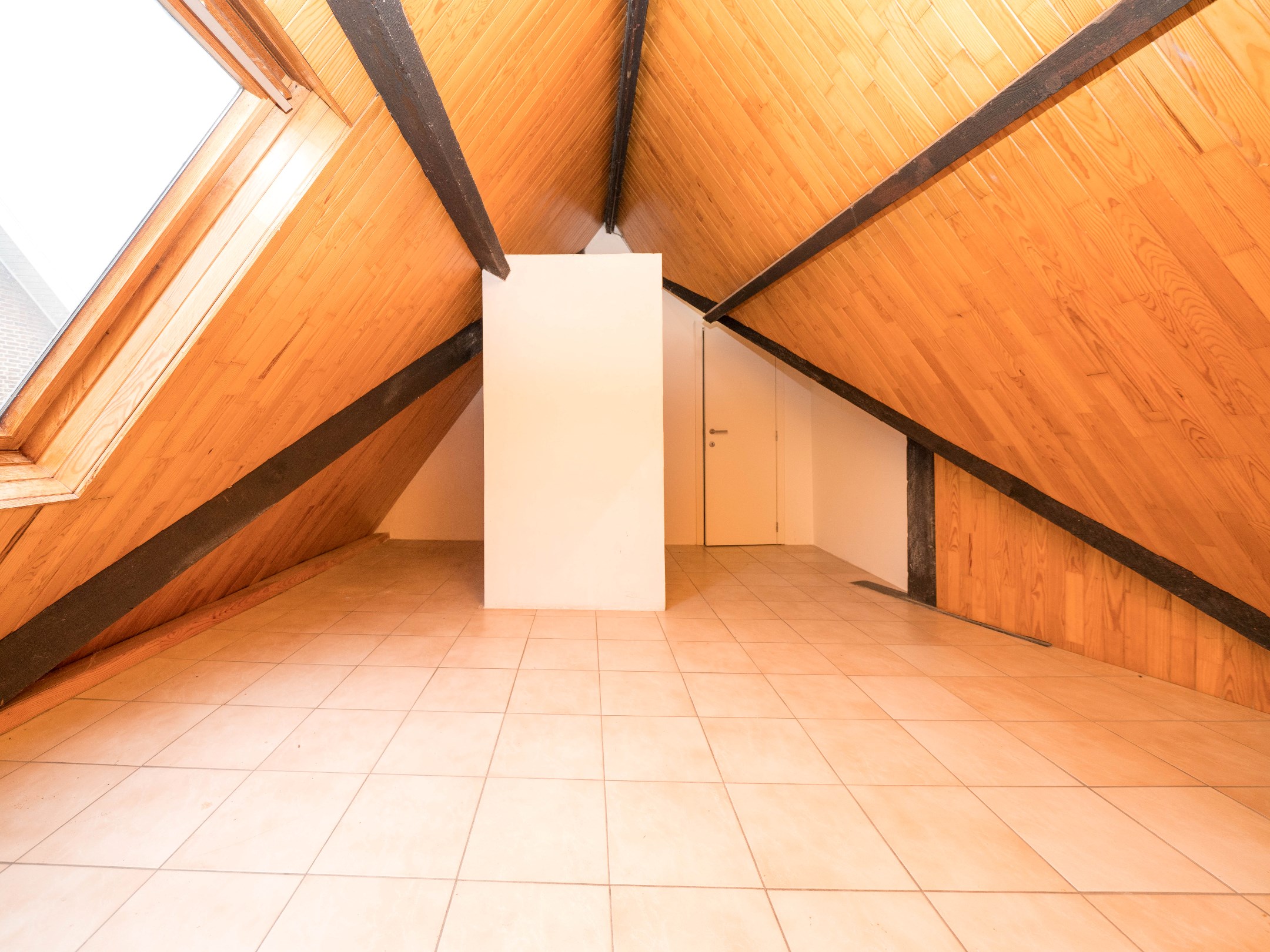 Ruime, karaktervolle woning met 4/5 kamers en tuin 