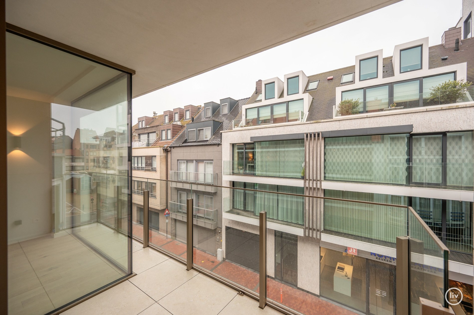 NIEUWBOUWPROJECT MADELEINE: Modern appartement met 2 slaapkamers gelegen in het centrum van Knokke. 