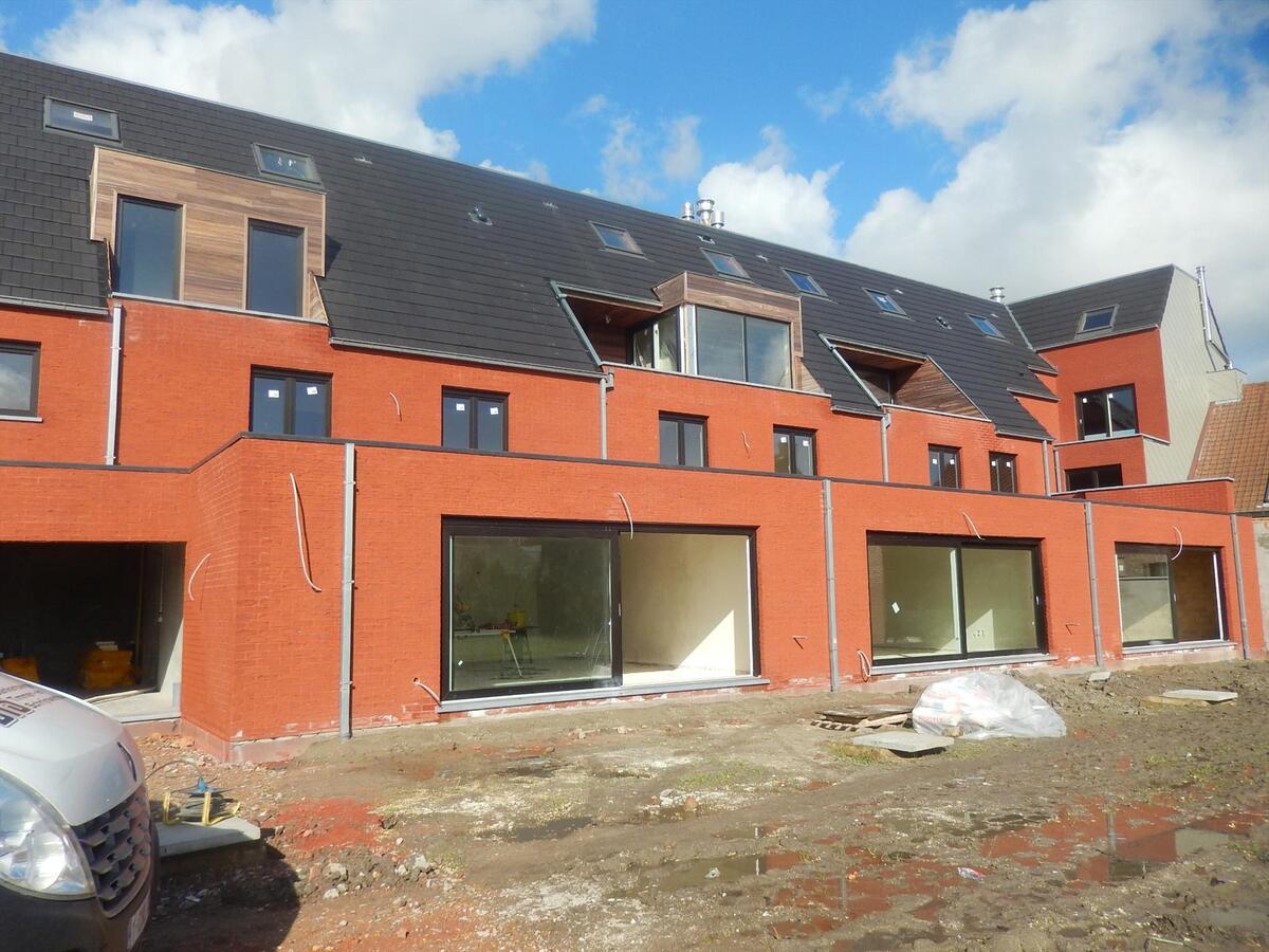 Nieuwbouwproject met zicht op het water 