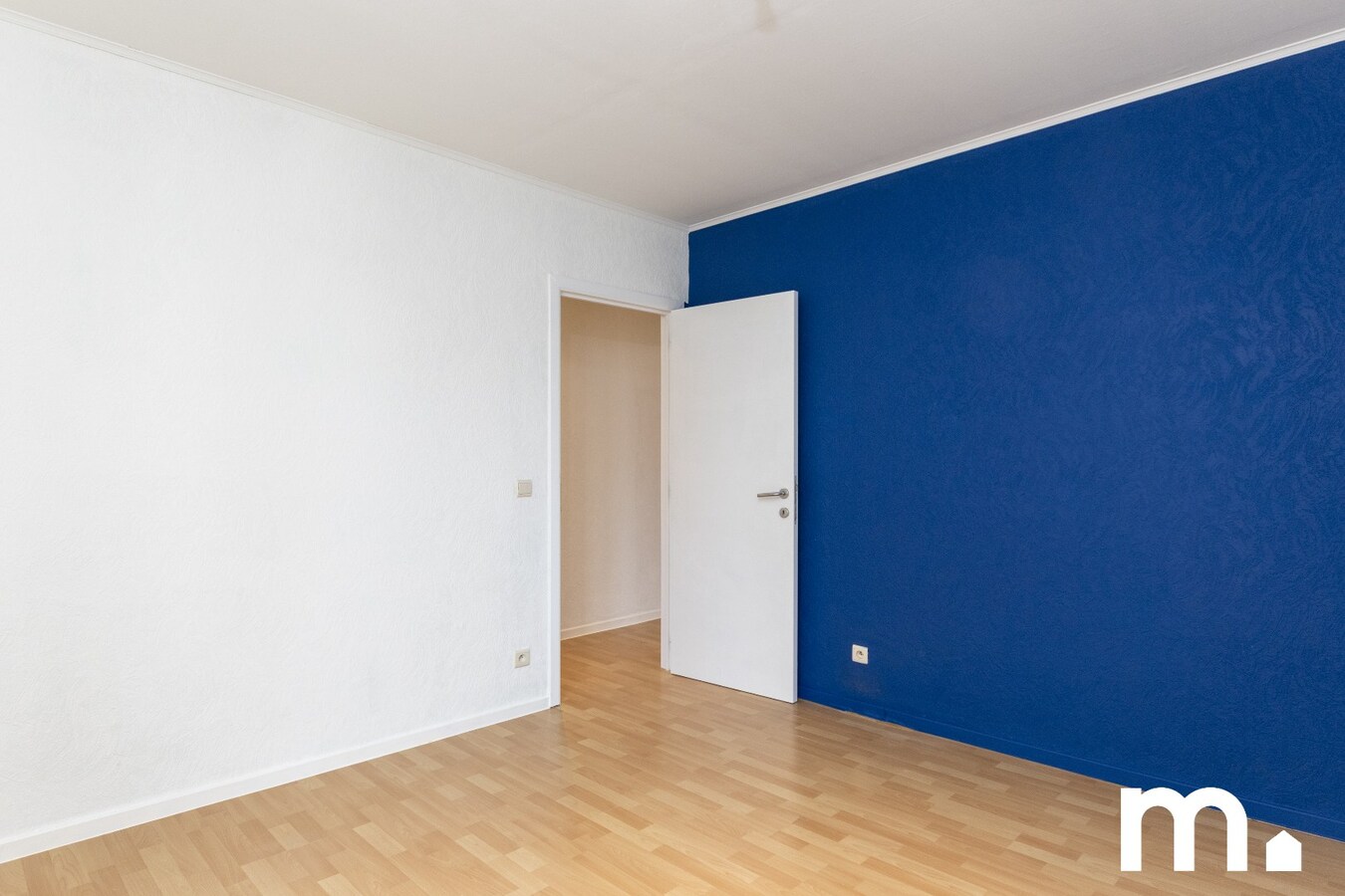 Instapklare woning nabij de Leieboorden in Kortrijk te koop ! 