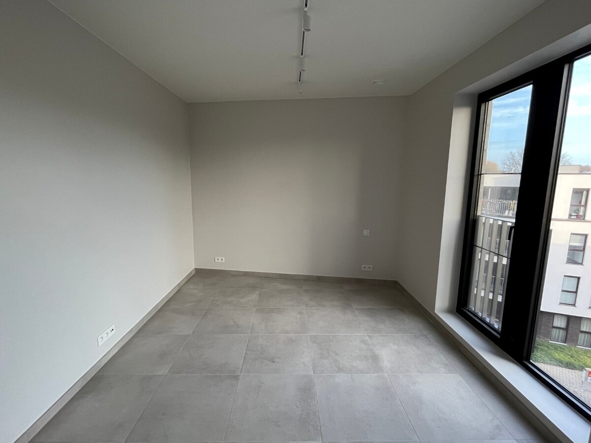 Nieuw, luxueus afgewerkt BEN-penthouse 