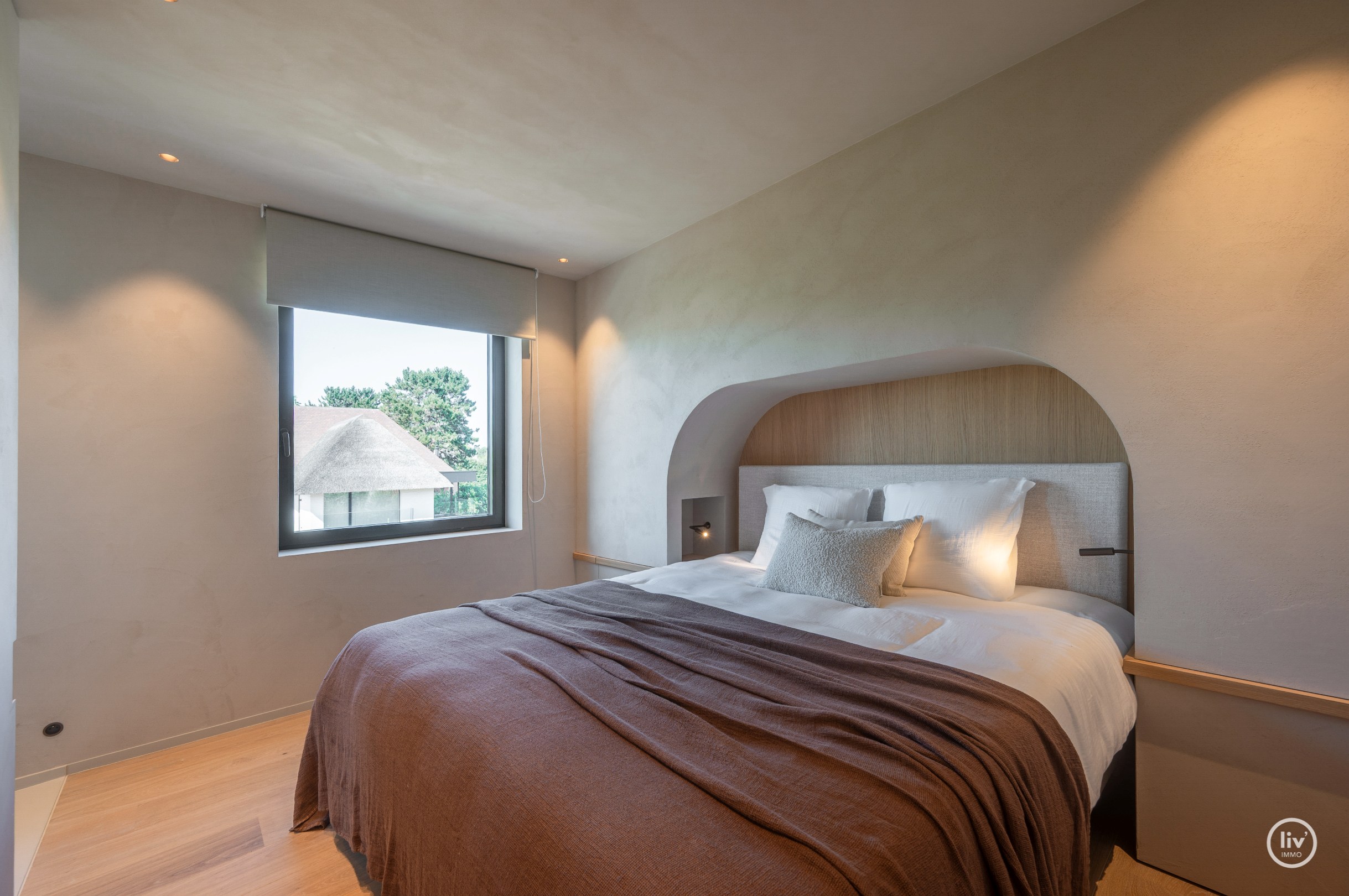 Luxe, comfort kortom een prachtig gerenoveerde woning in hartje Knokke. 