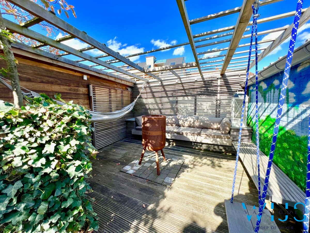 Zwemmen met zicht op de kerktoren van ERTVELDE ! 