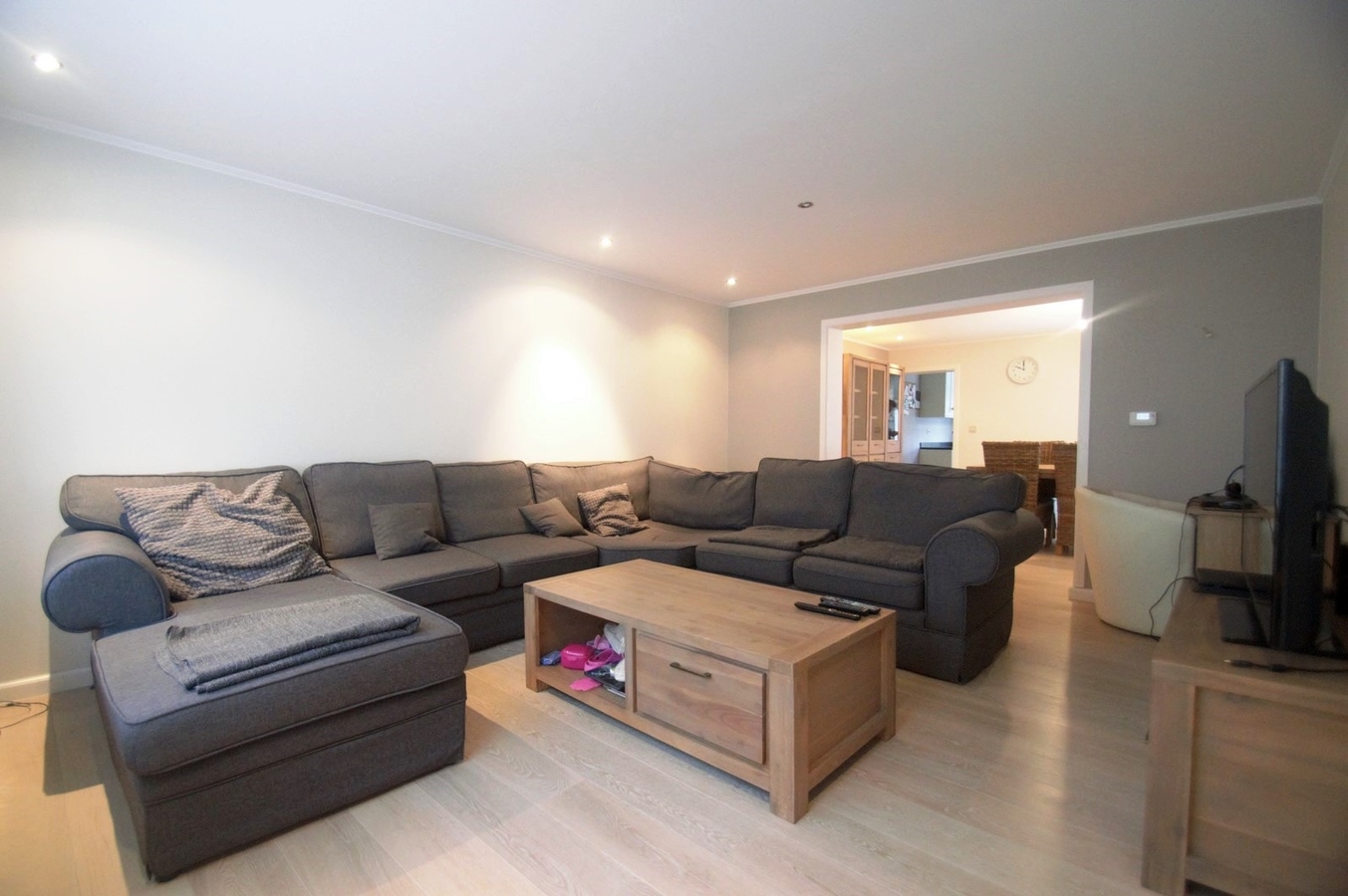 Mooie gezinswoning met garage - Heist 