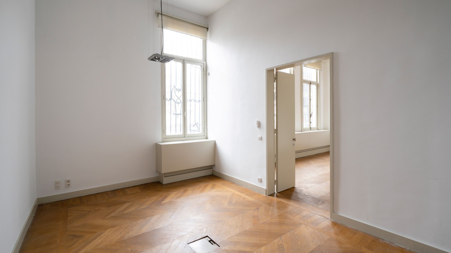 Kantoren te huur in prestigieus herenhuis te Antwerpen