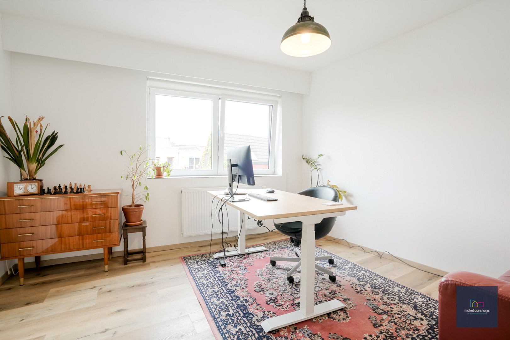 Charmante en instapklare gezinswoning met zonnige tuin 