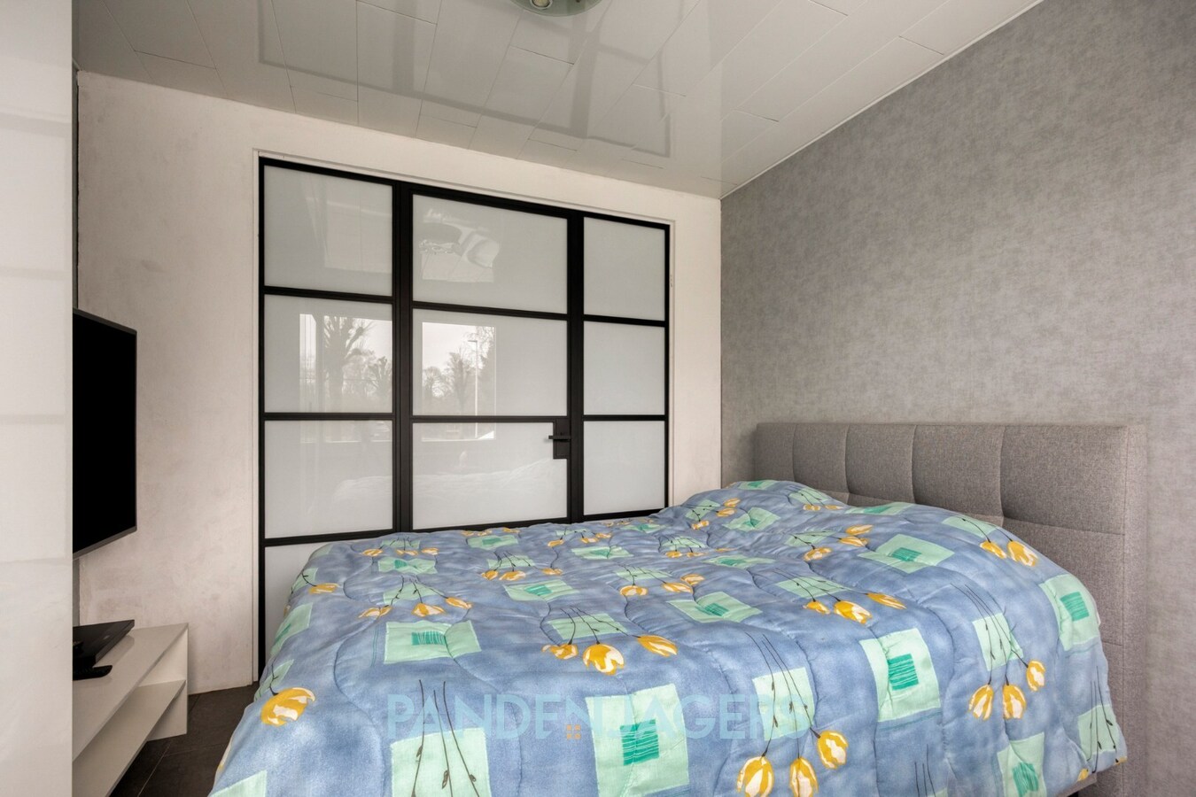 Instapklare rijwoning met acheruitgang te Duffel-Oost 