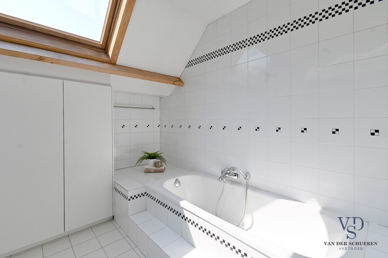 Uitzonderlijke eigendom in uitzonderlijke omgeving. 