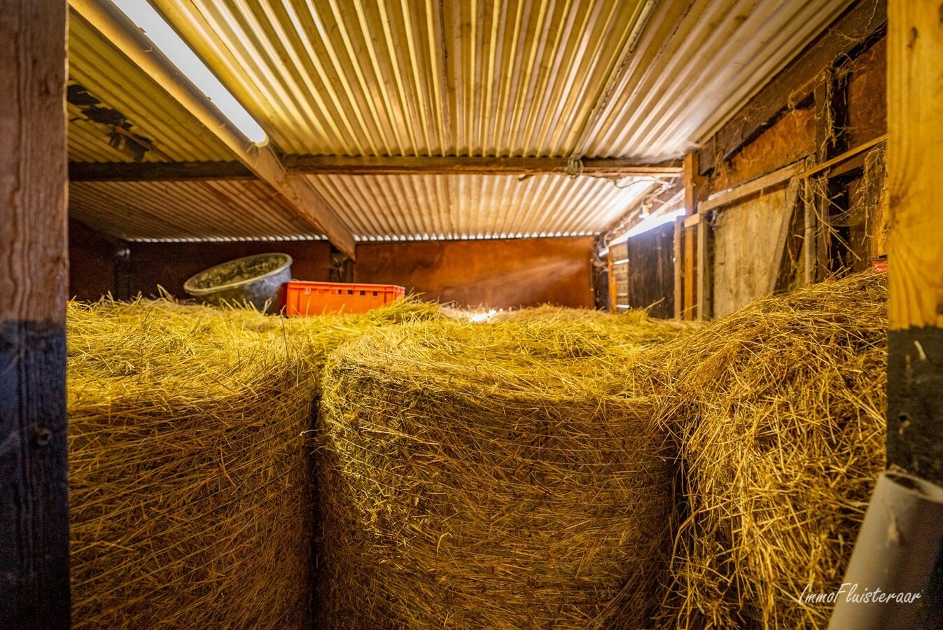 Charmante tweegezinswoning met paardenstallen op ca. 20 are in Bilzen 