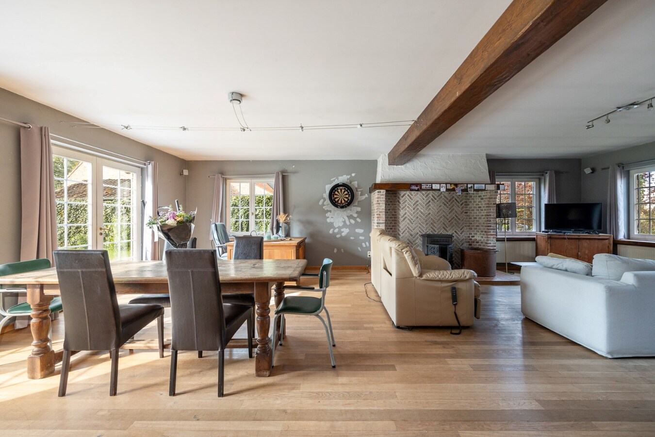 Villa met 3 slaapkamers op een mooi perceel van 1.606 m²  te Zoersel 