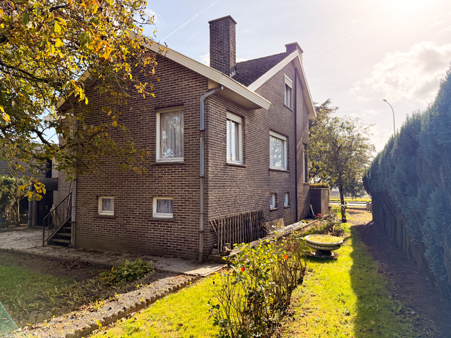 Vrijstaande woning op ruim perceel van 1.125 m² met tal van mogelijkheden 