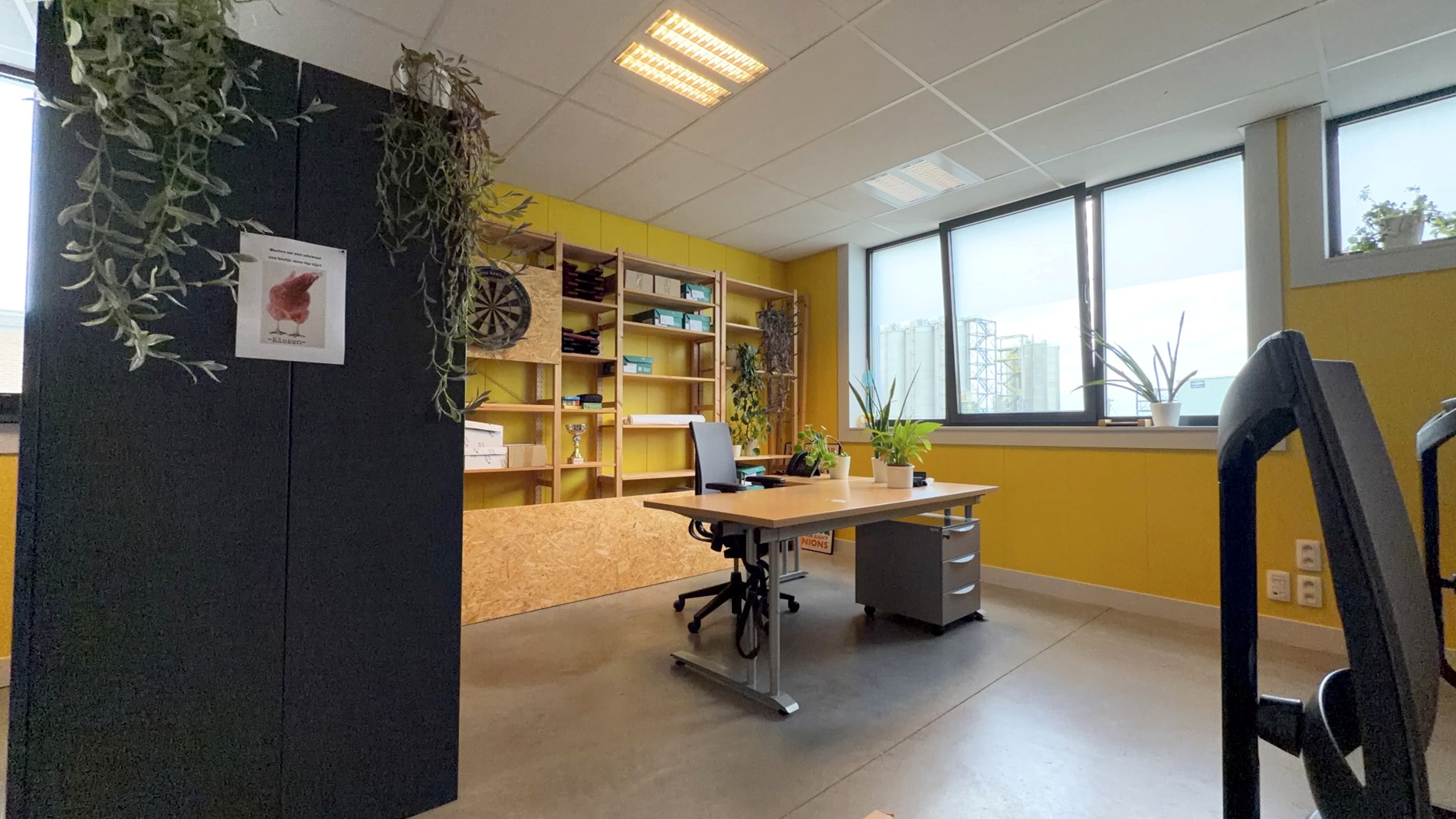 Kantoor te huur op toplocatie aan klaverblad E40xE17 in Gent