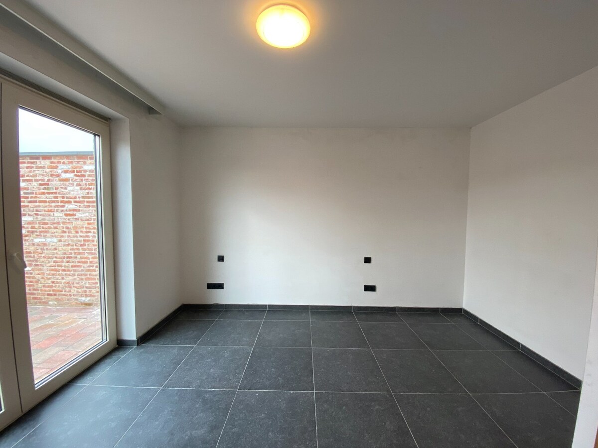 Recent gelijkvloersappartement met 2 slaapkamers 