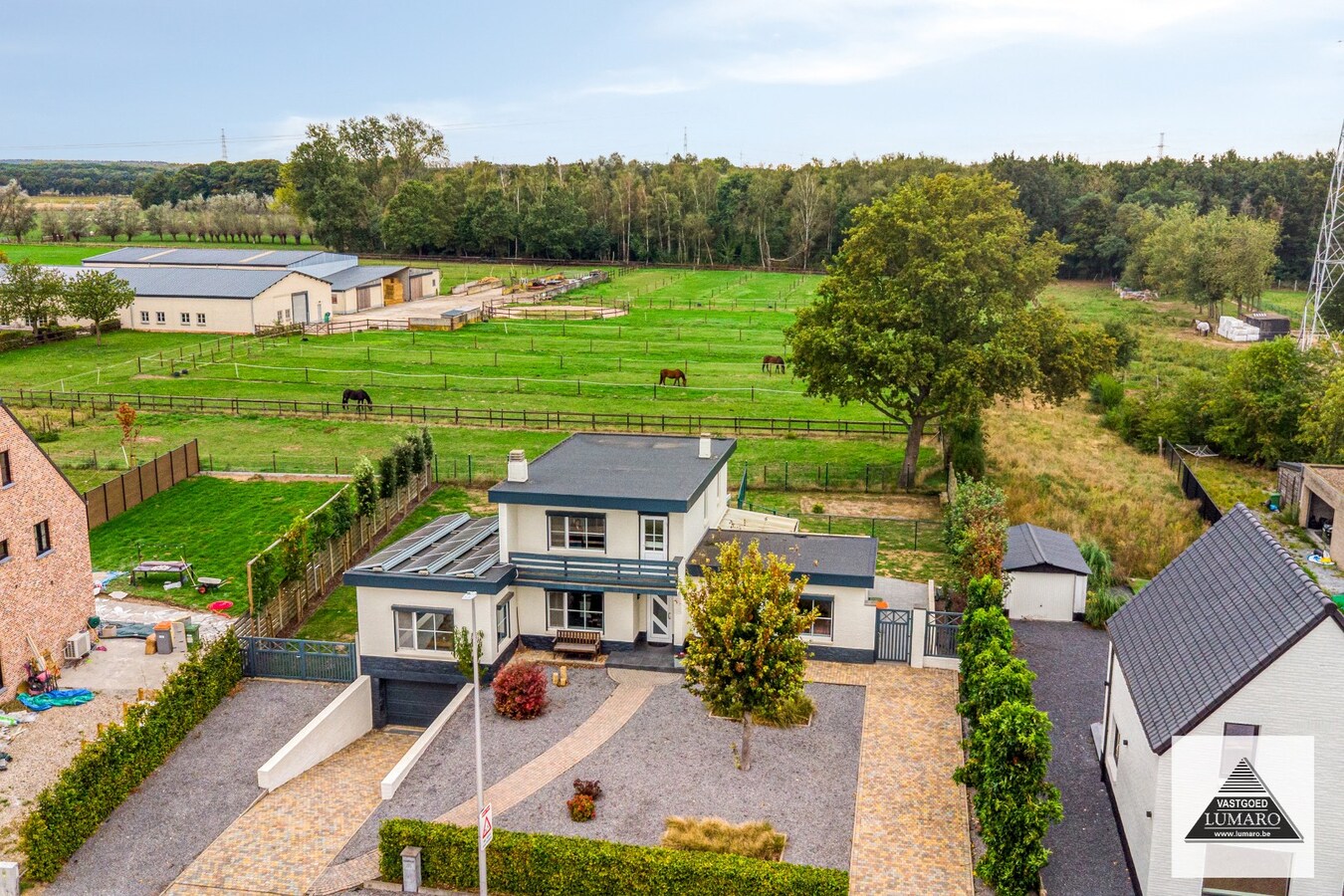 Vrijstaande woning met 4 slaapkamers - zonnepanelen - thuisbatterij 