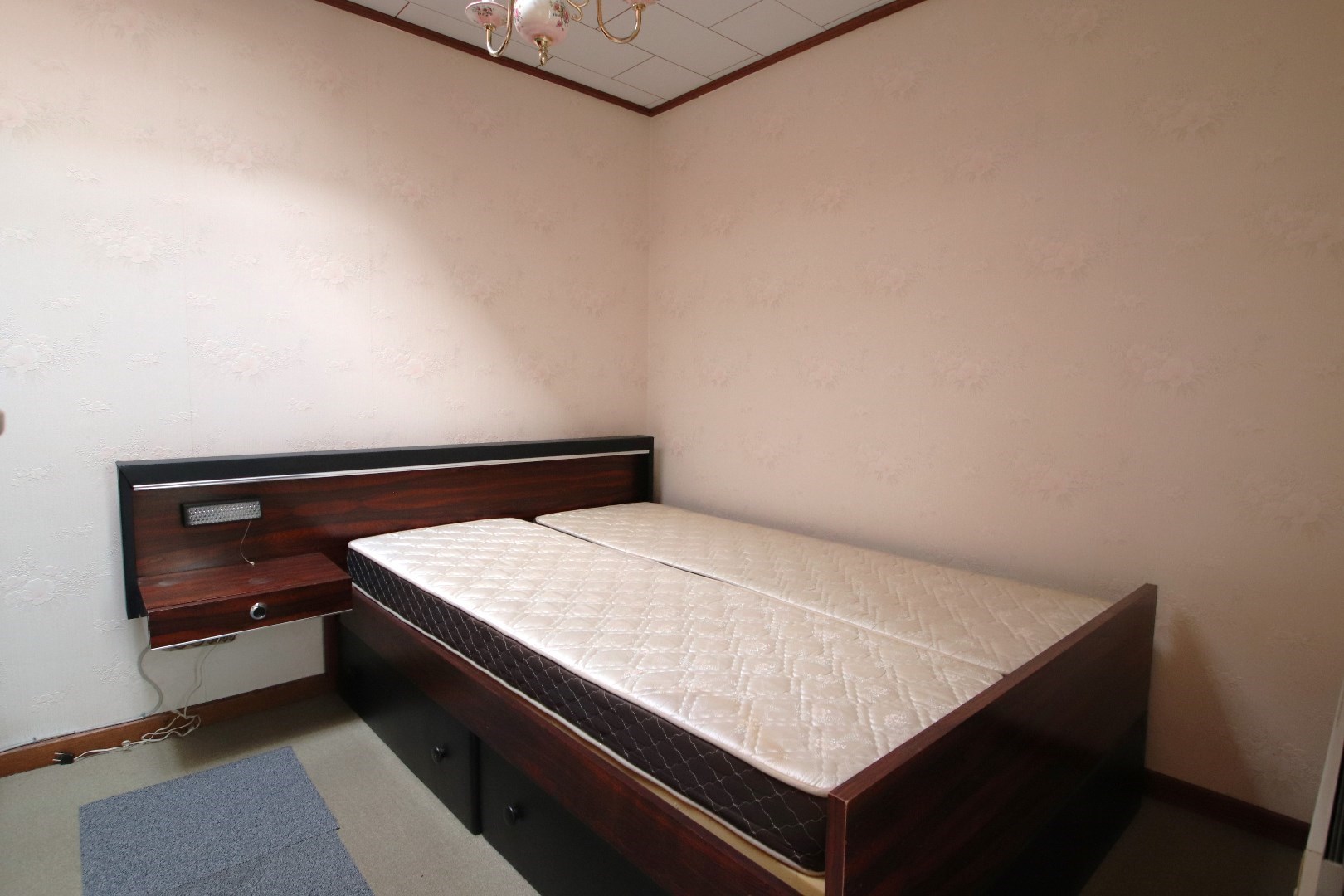 Gelijkvloers appartement  met 2 slkp. in het centrum van Leopoldsburg 
