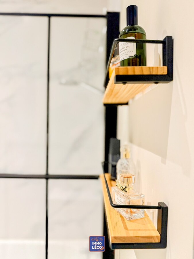 Maison spacieuse entièrement rénovée avec jardin ! 