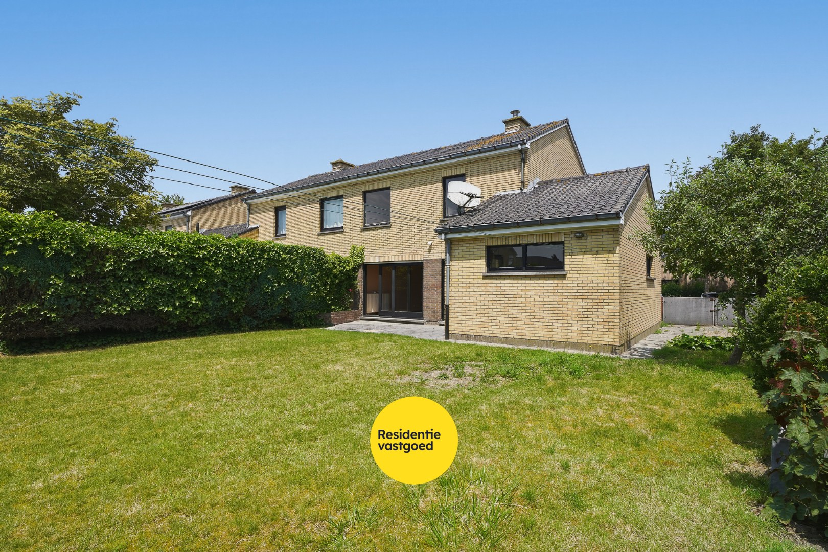 Renovatiewoning met 3 slpks, garage en zonnige tuin 