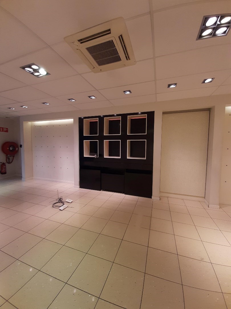 Handelsruimte te huur (120 m²) in de winkelstraat van Geel! 