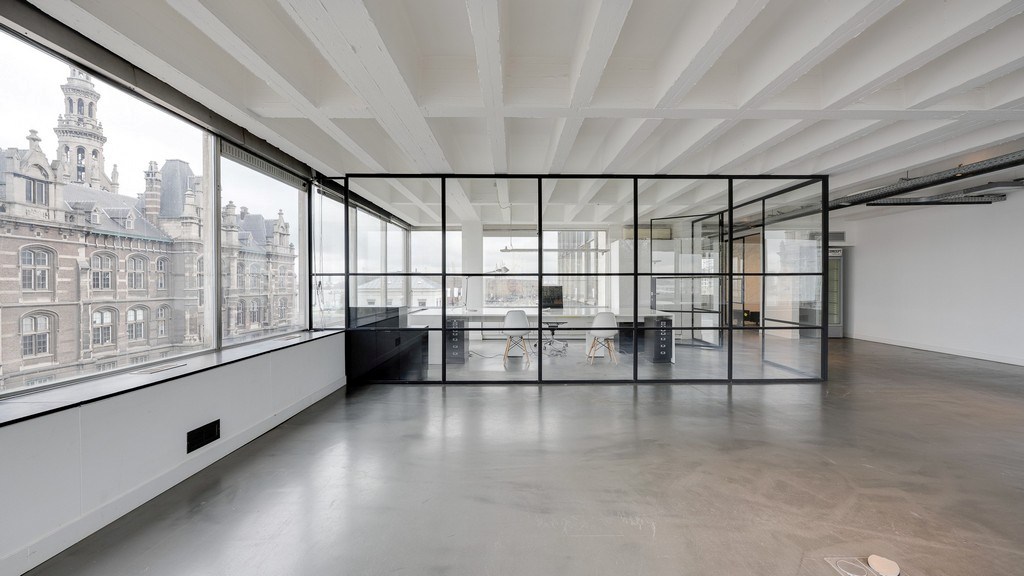 Loftkantoor te koop op unieke locatie aan het MAS in Antwerpen