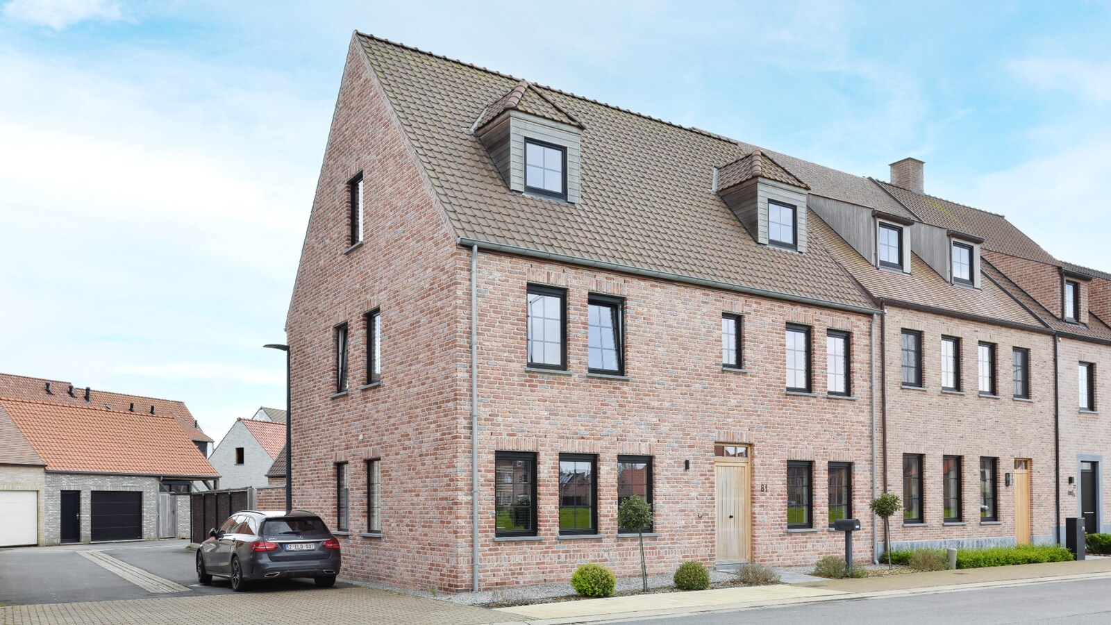 Recent gebouwde en ruime gezinswoning in een kindvriendelijke wijk 