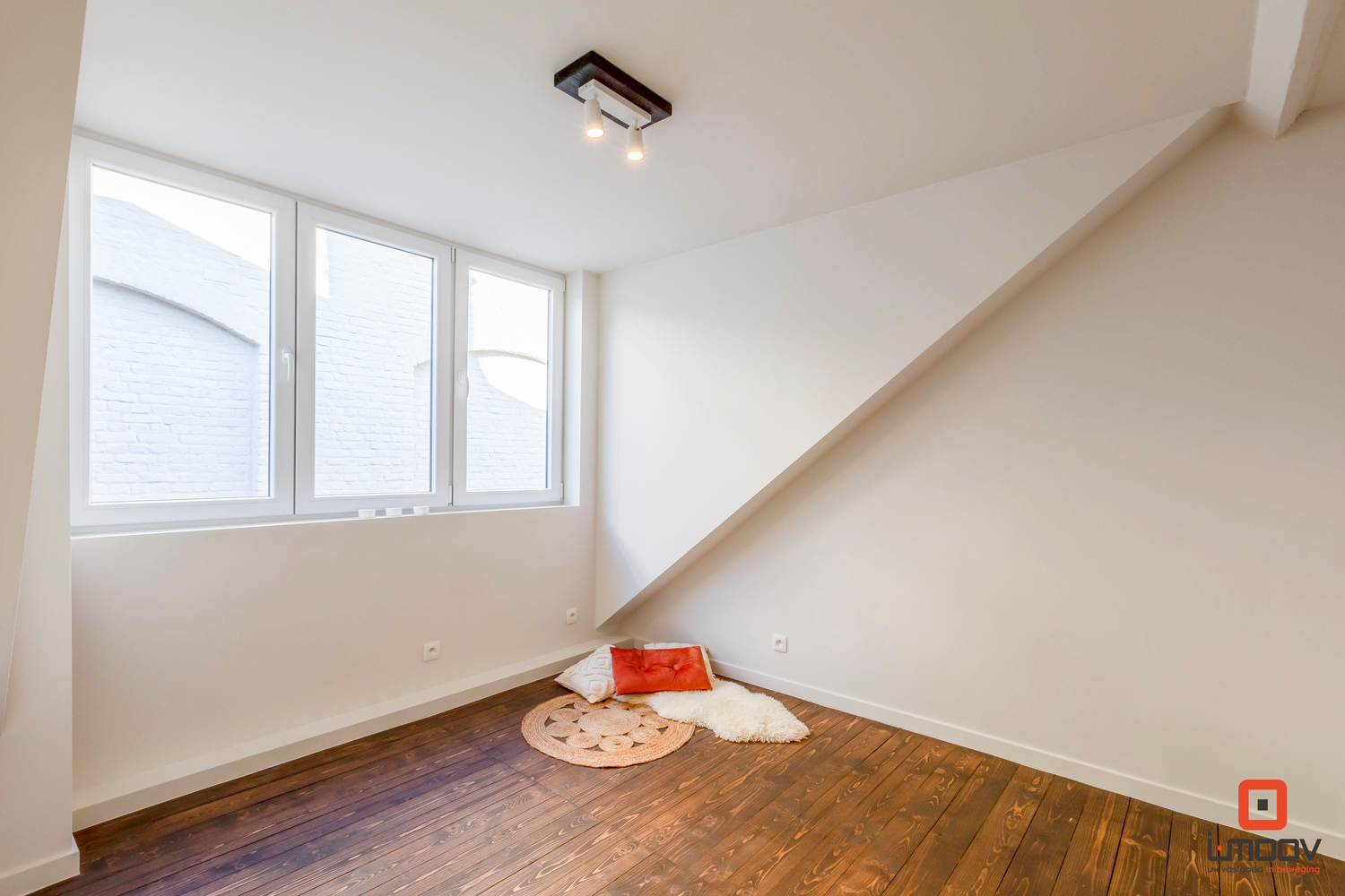 Ruime, knap gerenoveerde woning 