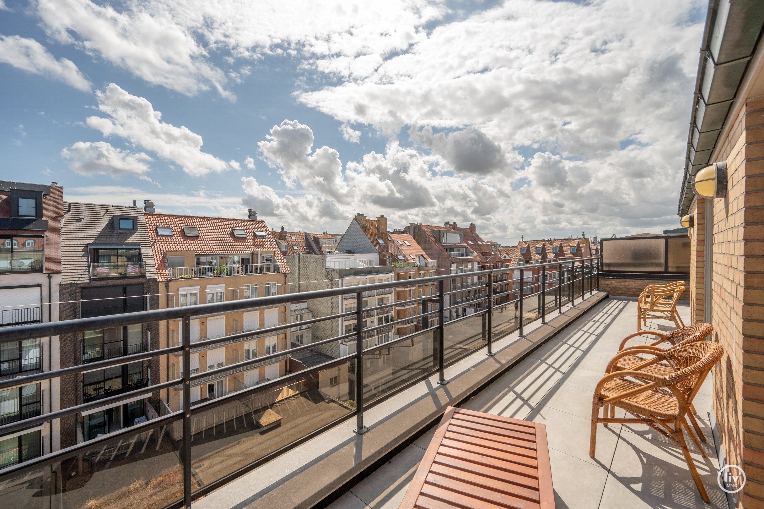 Overname Aandelen - Penthouse met Garagebox 