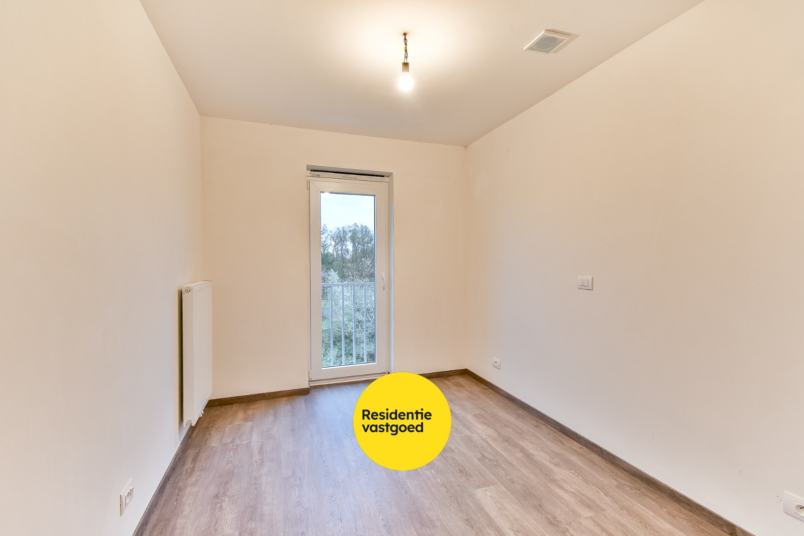 Recent duplex-appartement met standplaats 