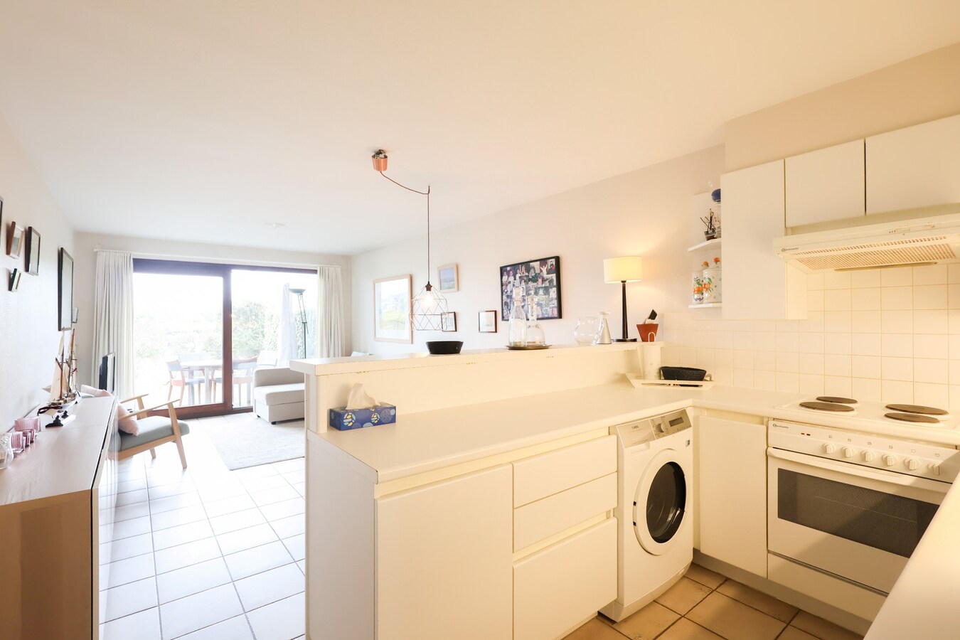Instapklaar gelijkvloers appartement op wandelafstand van de Zeedijk en het strand! 