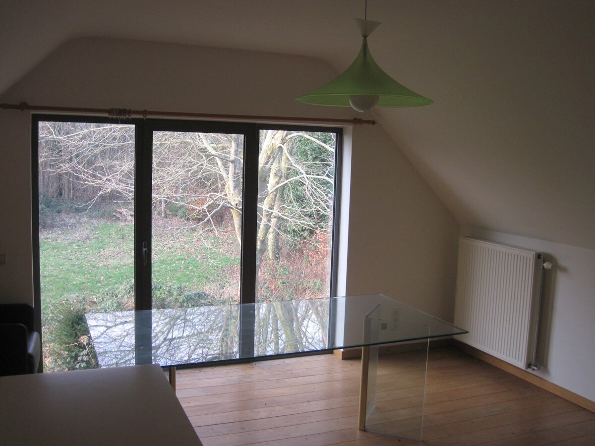 Ruim, landelijk wonen in t groene Melsen. 