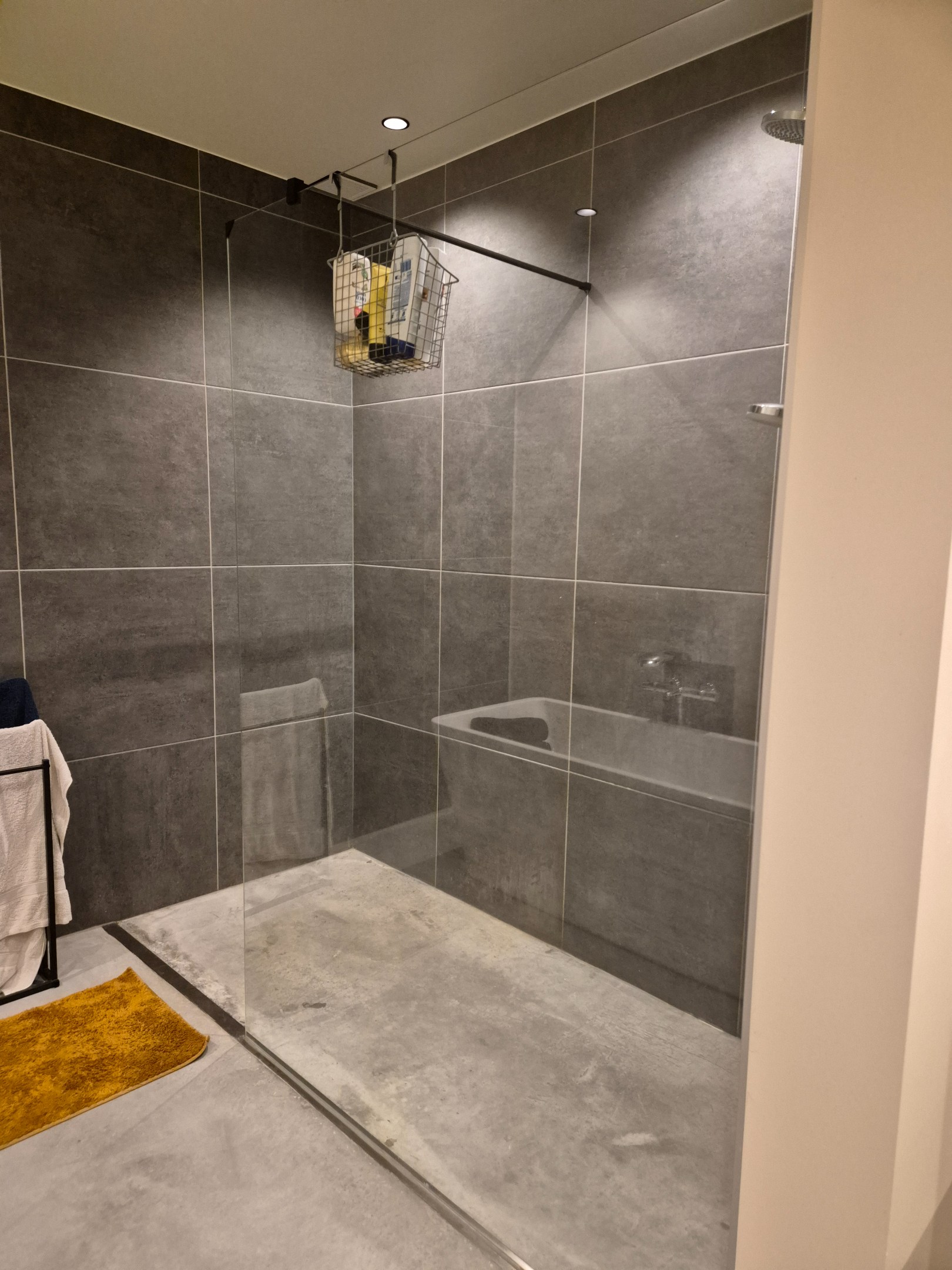 Appartement (loft stijl) in het centrum met 2 slaapkamers en terras 