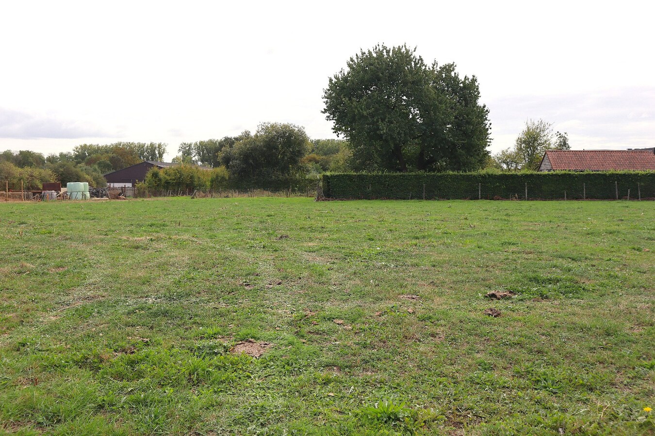 Mooi perceel voor HALF OPEN BEBOUWING te Boutersem 