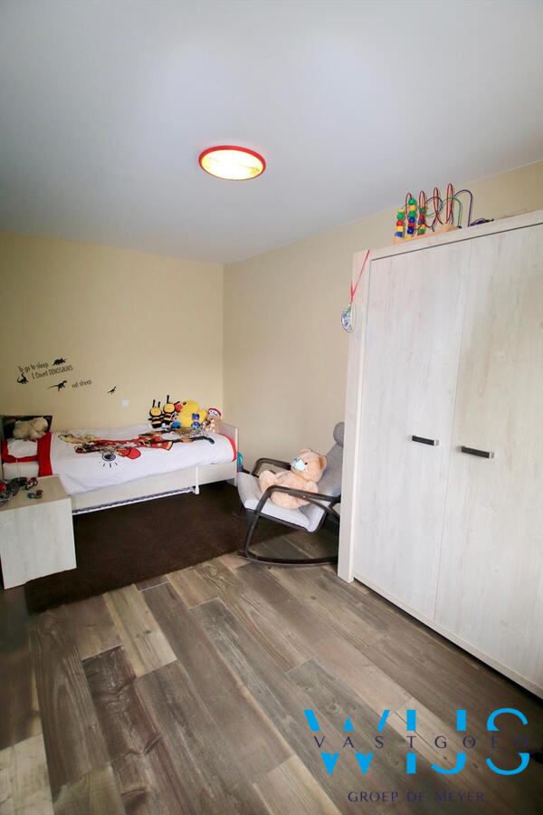 Instapklaar karaktervol woonhuis op een TOPlocatie in Eeklo ! 