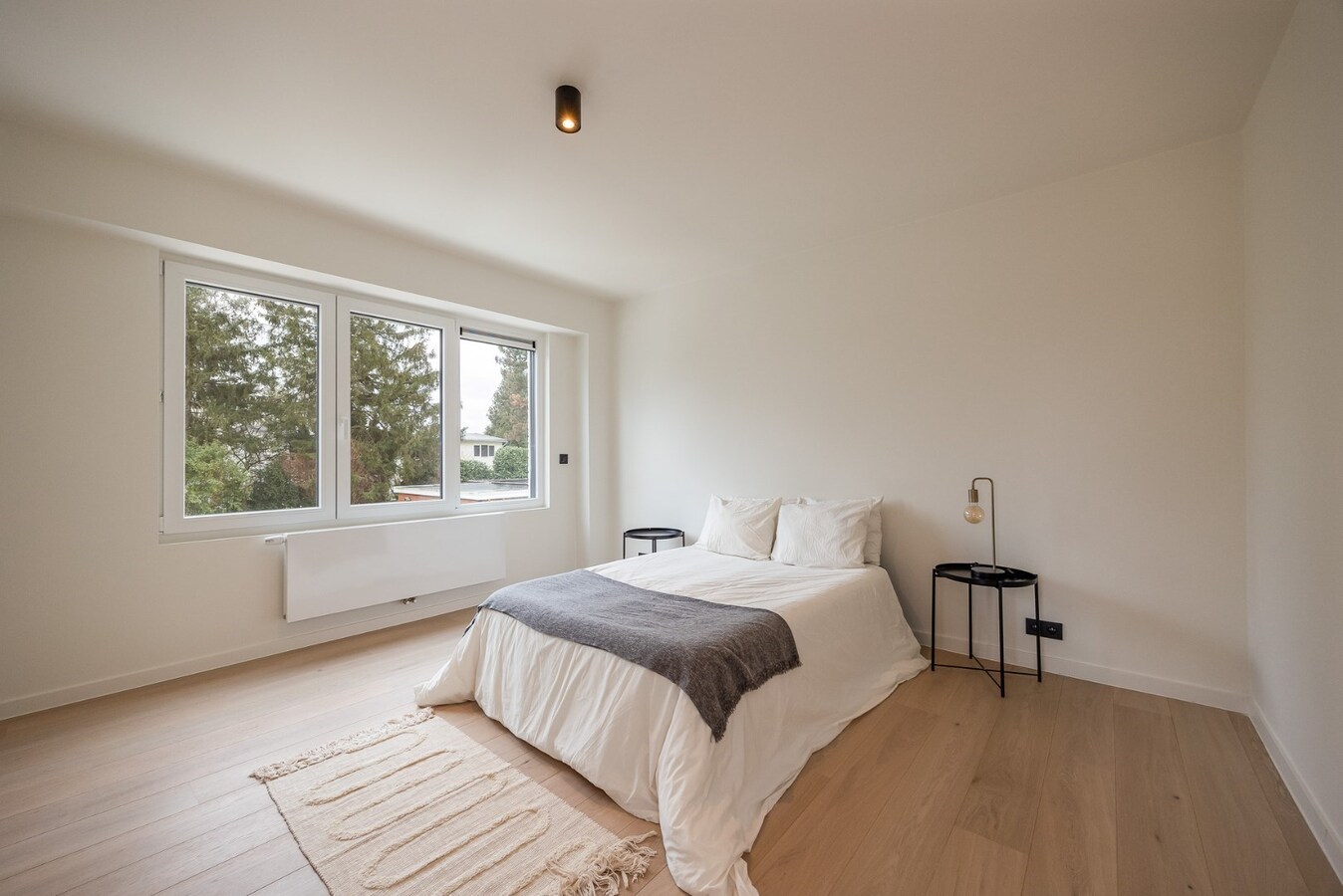 Volledig gerenoveerde HOB op een toplocatie te Kapellen! 