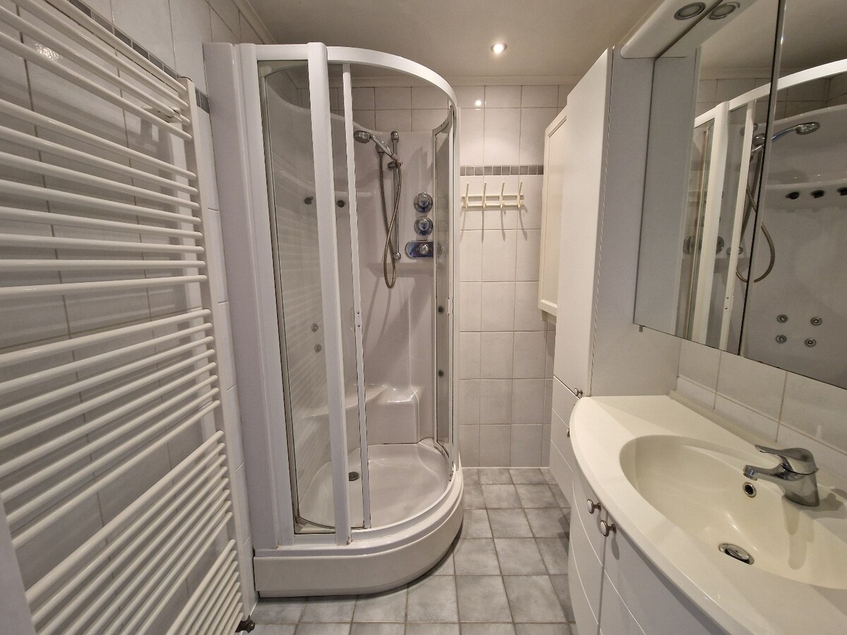 Cozy 2 bedroom apartment for rent in Nieuwpoort bad! 